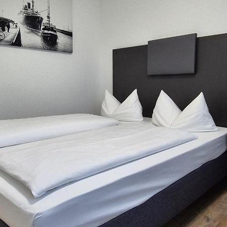 Melvi Hotel Goppingen Bagian luar foto