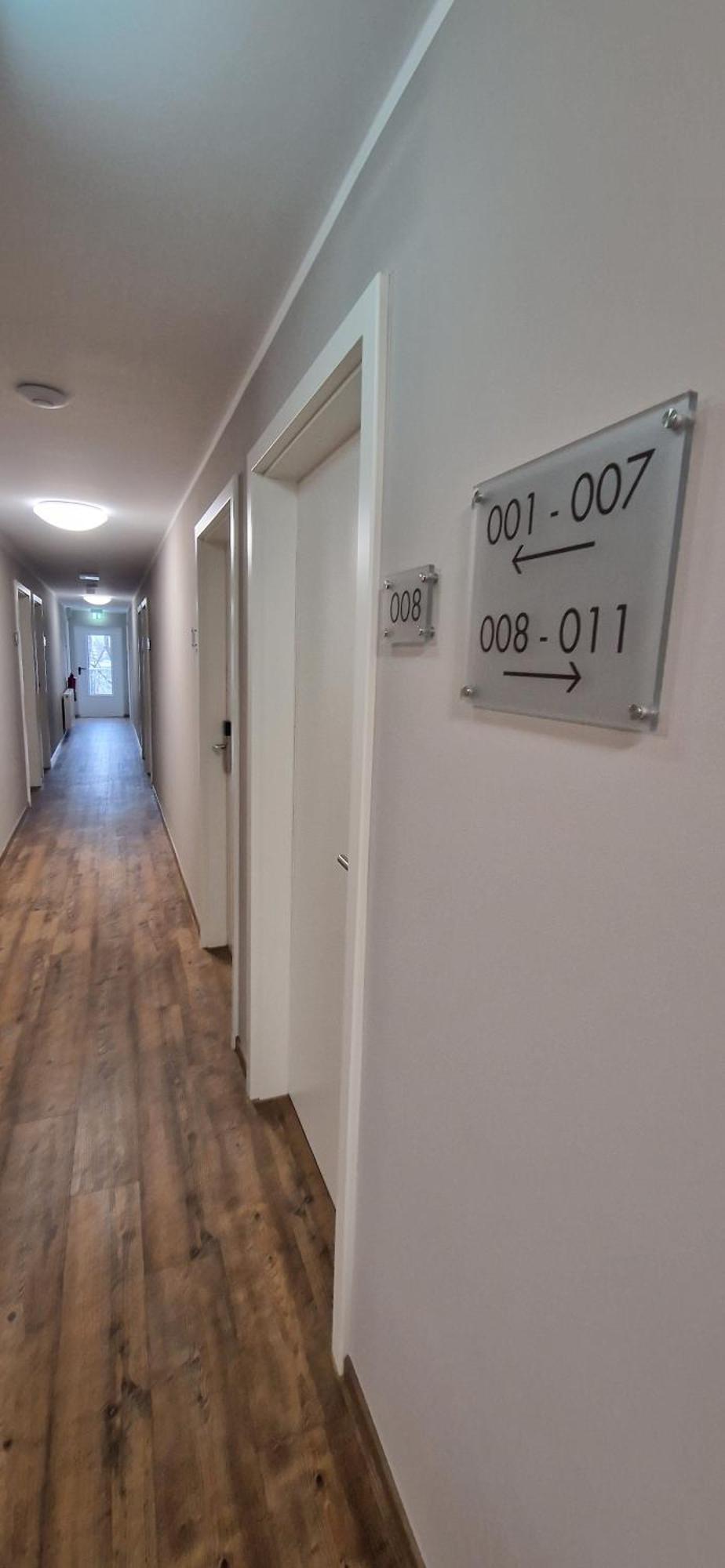 Melvi Hotel Goppingen Bagian luar foto