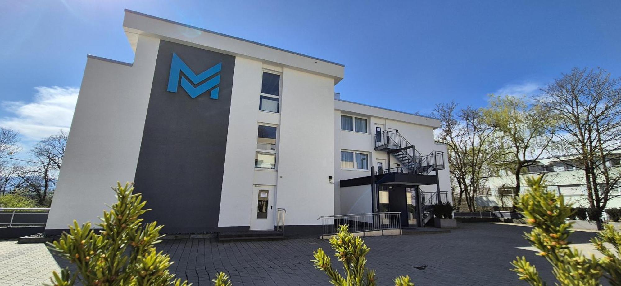 Melvi Hotel Goppingen Bagian luar foto