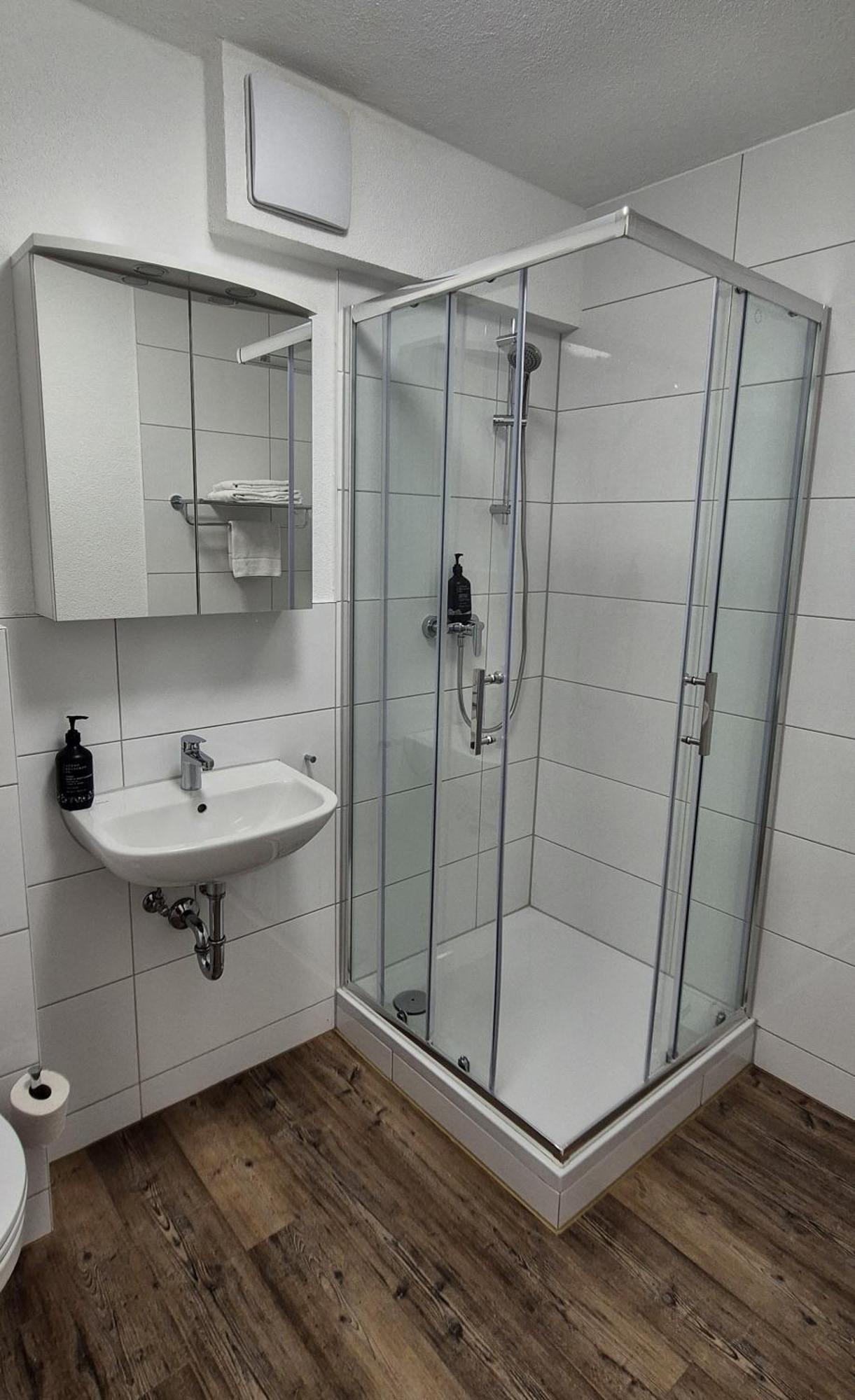 Melvi Hotel Goppingen Bagian luar foto